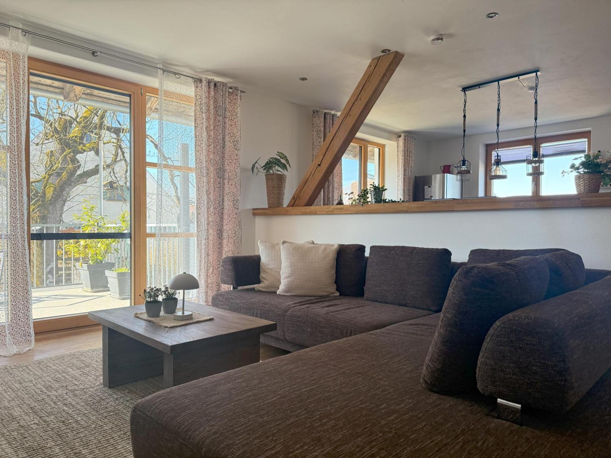 Fe Wo Brunnen - 120 Qm - Ruhige Lage - Viel Natur- Komfortabel - Grosser Balkon Und Garten Memmingen Exteriör bild